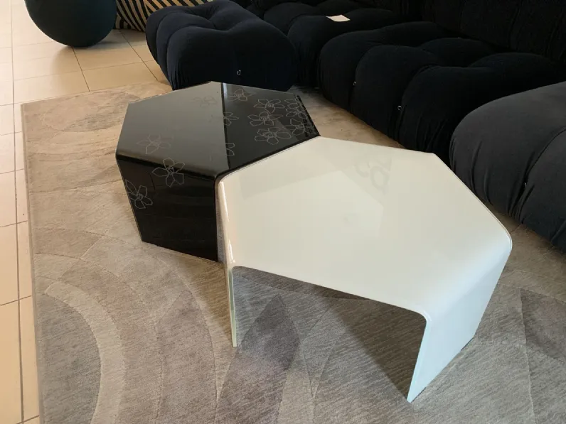 Tavolino in stile moderno modello 3 feet di Sovet con sconti imperdibili 
