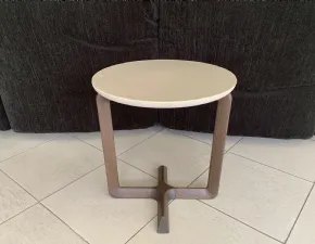Tavolino in stile moderno modello Fidelio di Poltrona frau con sconti imperdibili 