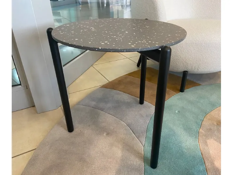 Tavolino moderno modello Undique di Kartell scontato 