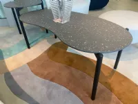 Tavolino in stile moderno modello Undique di Kartell con sconti imperdibili 