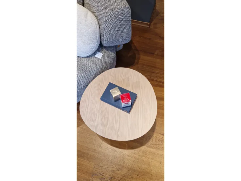 Prezzi ribassati per il tavolino design Caillou wood di Liu jo living