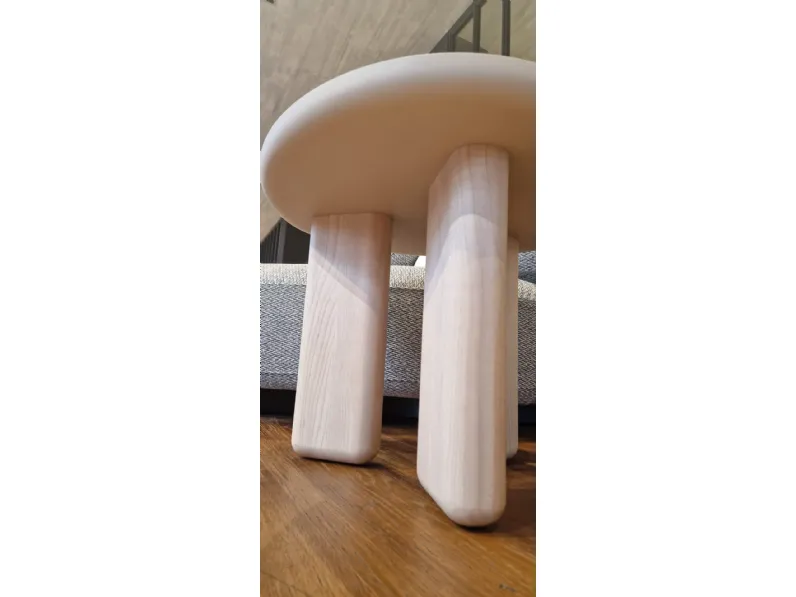 Prezzi ribassati per il tavolino design Caillou wood di Liu jo living