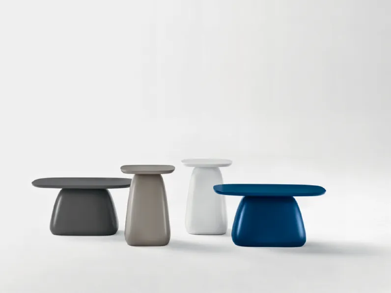 Prezzi ribassati per il tavolino design Cliff- alto di Novamobili