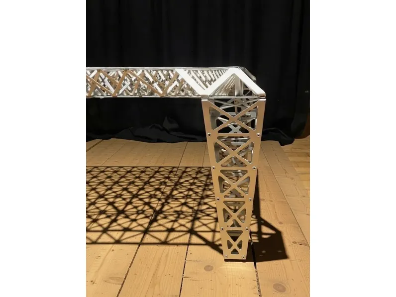 Prezzi ribassati per il tavolino design  coffe table origami di Ycami