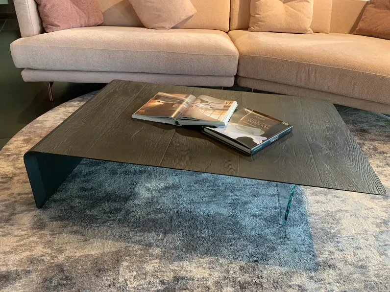 Prezzi ribassati per il tavolino design Lean di Lago