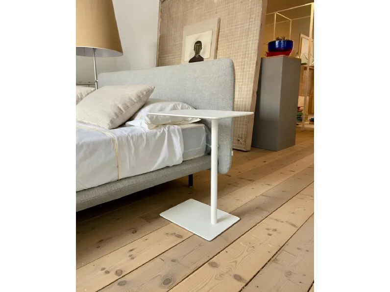 Prezzi ribassati per il tavolino design Librio tavolini asimmetrici di Md house