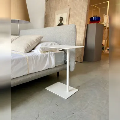 Tavolino Librio tavolini asimmetrici del marchio Md house a prezzi outlet - 28%