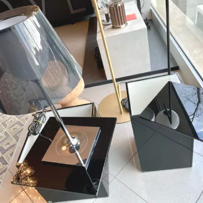 Prezzi ribassati per il tavolino moderno Slide  di Glas italia