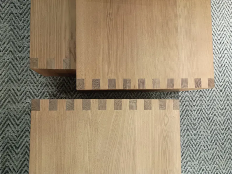 Tavolino modello Glow in di Desir�e a prezzo ribassato