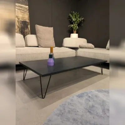 Tavolino moderno Overdyed di Moroso a prezzo scontato