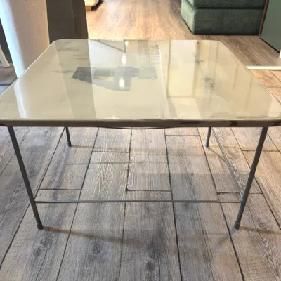 Tavolino modello Table-au di Baxter a prezzo scontato