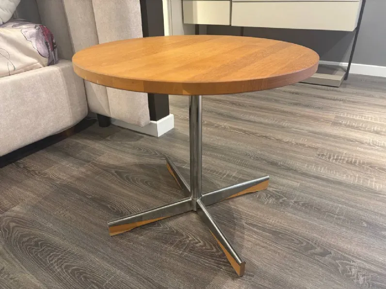 Tavolino Tavolino in legno della firma Collezione esclusiva in offerta - 60%