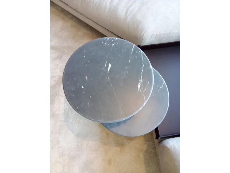 Prezzi ribassati per il tavolino moderno Vicino table di Molteni & c