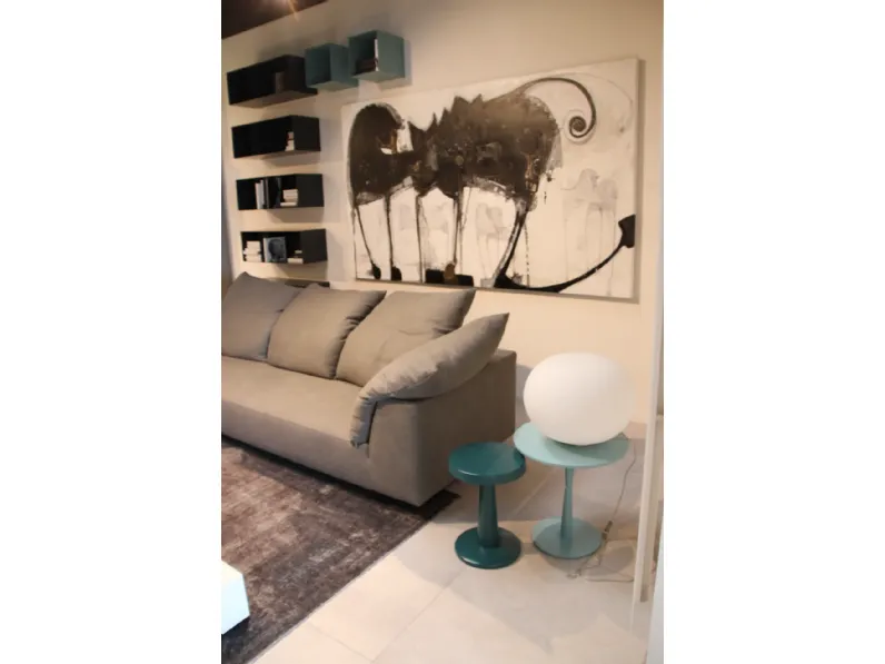 Tavolino Anna  del marchio Poliform con forte sconto - 52%
