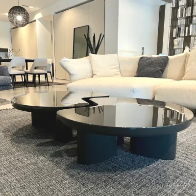 Prezzi ribassati per il tavolino design Ernest di Poliform