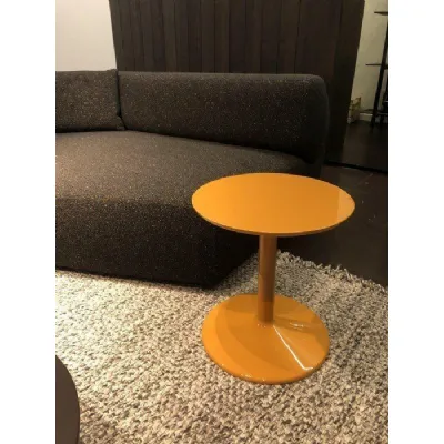 Tavolino Spool arancione della marca B&b italia in offerta