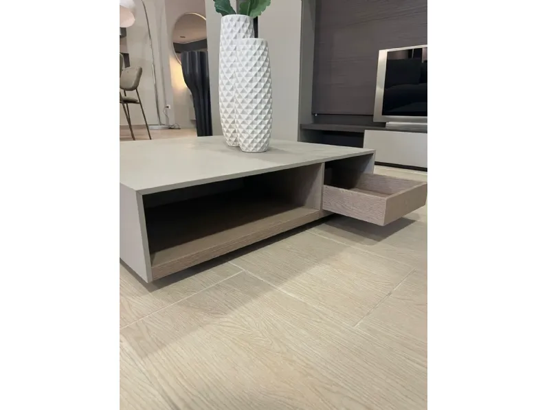 Tavolino moderno Tavolino da salotto novamobili  di Novamobili a prezzo scontato