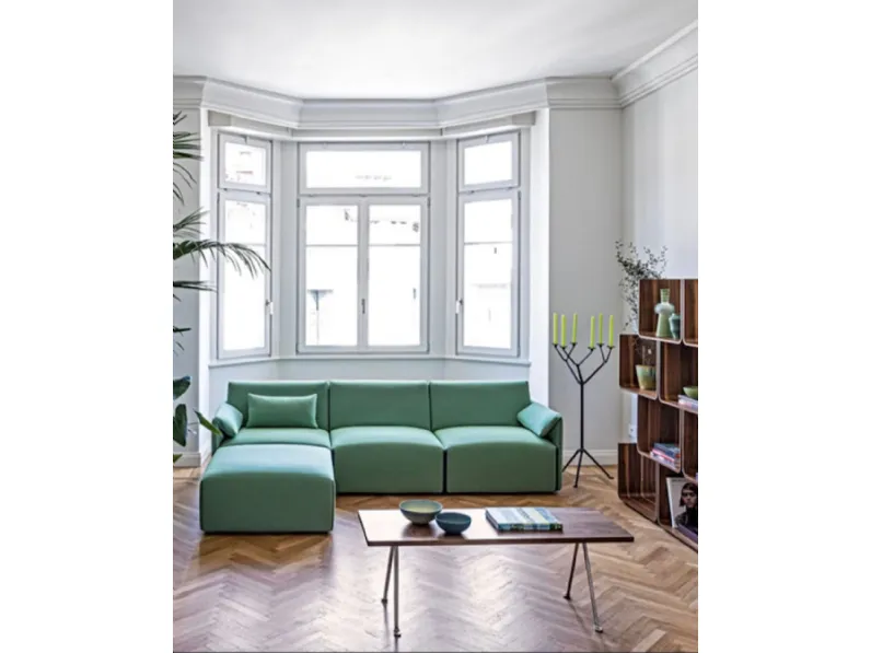 Prezzi ribassati per il tavolino design Tavolino officina 120x45 h 40 noce magis di Magis