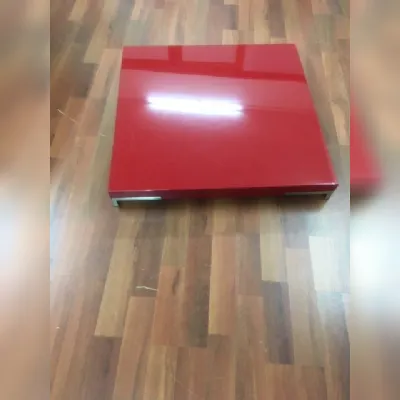 Tavolino in stile design modello Tavolino romeo rosso lucido 92x92 x12 di emaf progetti per zanotta di Zanotta con sconti imperdibili 