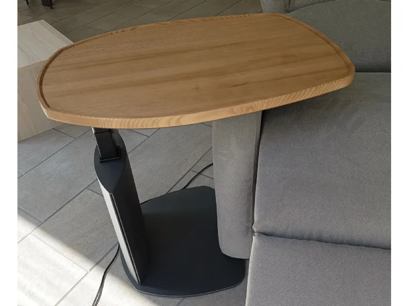 Prezzi ribassati per il tavolino design Zoom di Ozzio