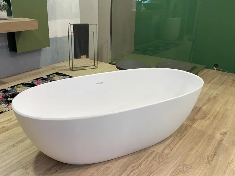 Vasca da bagno in Ceramica modello Vasca Edone a prezzo Outlet