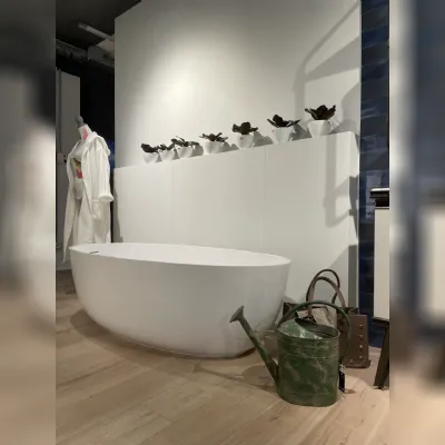 Vasca da bagno in Offerta Outlet Vasca rivo a marchio Scavolini