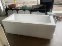 Vasca da bagno in Corian modello Vasca freestanding style sistem rivestita in corian 180x80 cm Artigianale a prezzo scontato