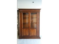 Armadio classico in legno di esposizione scontato del 61%