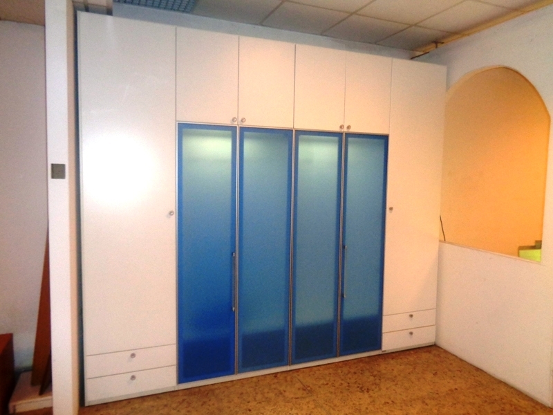 Armadio doimo cityline armadio doimo metacrilato luminoso scontato ... Armadi a beue ante