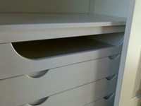armadio in legno della collezione di Mottes mobili