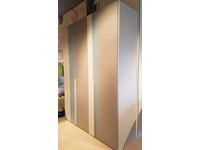 Armadio battente Doimo CityLine scontato Reggio Emilia