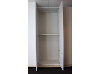 ARMADIO Novamobili design anta Liscia in finitura laminato materico color grigio nuvola Offerta Outlet Mobilgross .SCONTATO DEL -50%