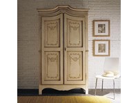 Armadio Piemontese con decori