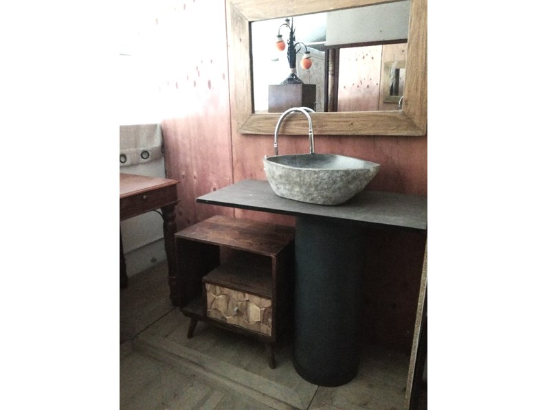 Arredamento Bagno Mobile Outlet Etnico Bagno Colonna Ferro