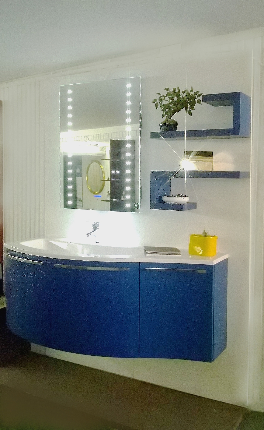 Mobile bagno sospeso arcom con basi curve in frassino laccato in ...