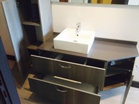 Bagno Area Arredamenti in laminato materico King old con piano in agglomerato di quarzo L. 161
