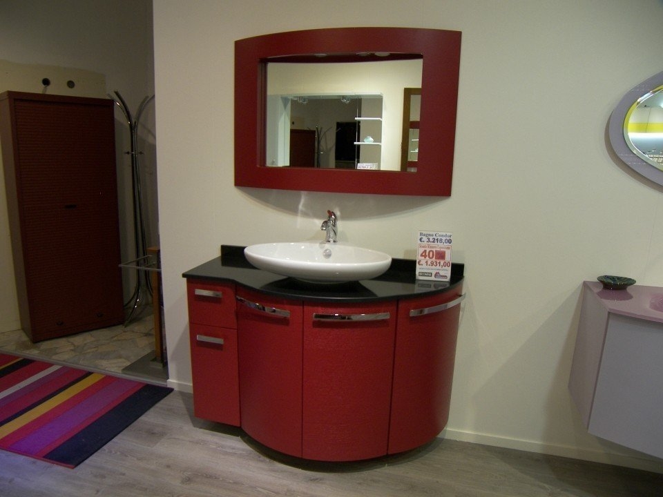 bagno compab modello condor in rovere rosso