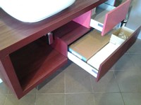 BAGNO SOSPESO IN LEGNO LACCATO