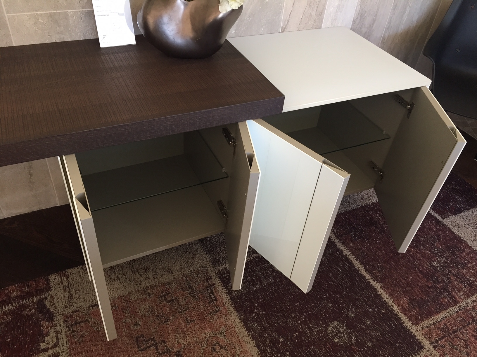 Composizione design arcom spring vetro bianco e rovere moka lavabo ... Sospensione moderna vetro bianco e acciaio