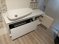 Occasione composizione bagno base sospesa scontata del 30%