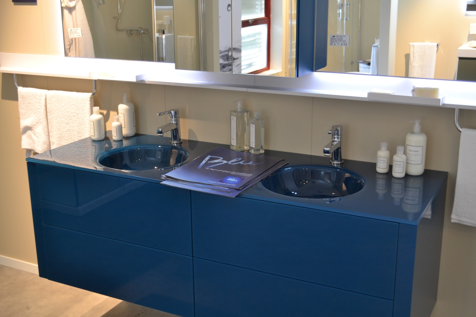 Scavolini bathrooms: prezzi outlet, offerte e sconti
