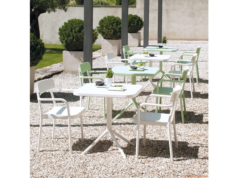 Grace Emu: tavolo da giardino a prezzi convenienti Emu Tavoli da giardino in offerta a prezzi vantaggiosi su
