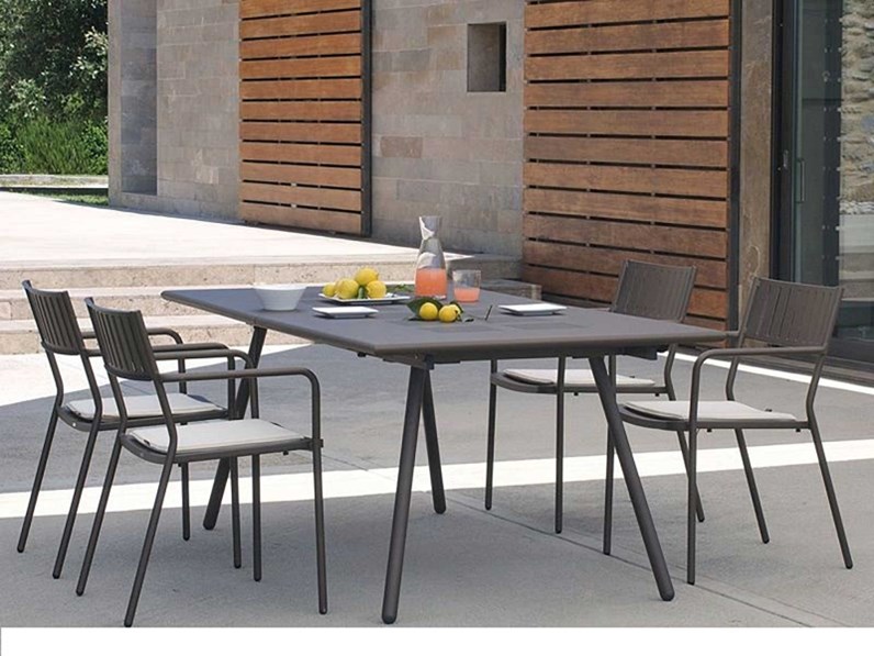 Tavolo da giardino Bridge 200+70 colore tortora con 6 bridge Emu a ... Tavolo da giardino Bridge 200+70 colore tortora con 6 bridge Emu a ...