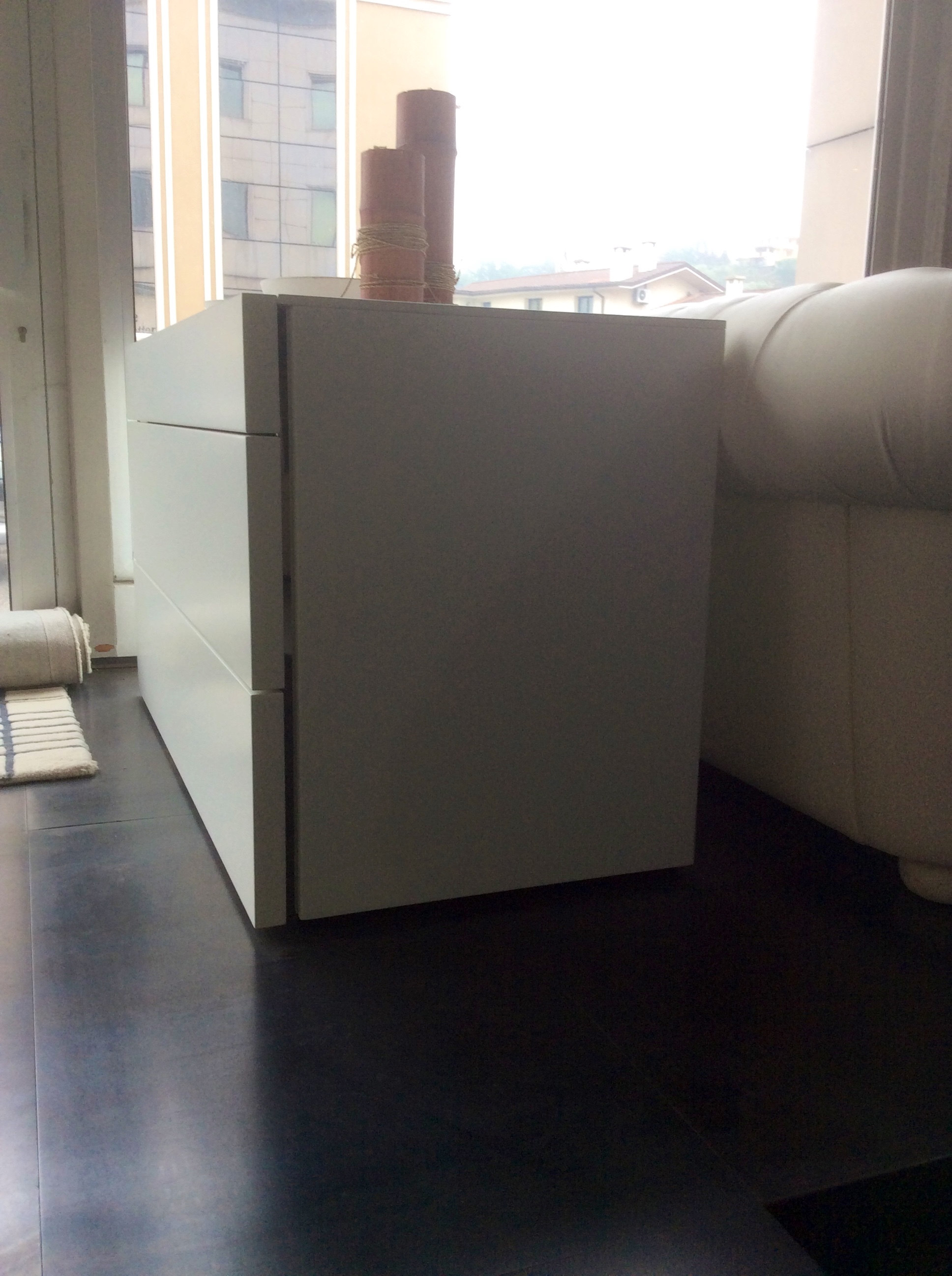 Camera feg ghost moderno laccato opaco comò e comodini camere a ... Comodini moderni