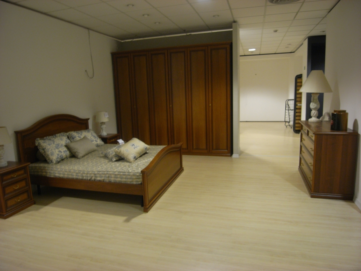 Camera da letto contemporanea noce: camere da letto moderne noce ...