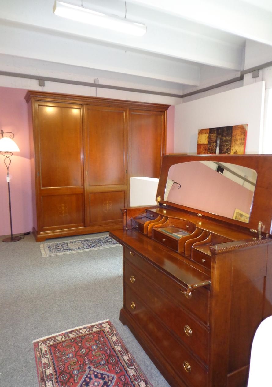 Letto matrimoniale stile veneziano: mobili da bagno in legno ...