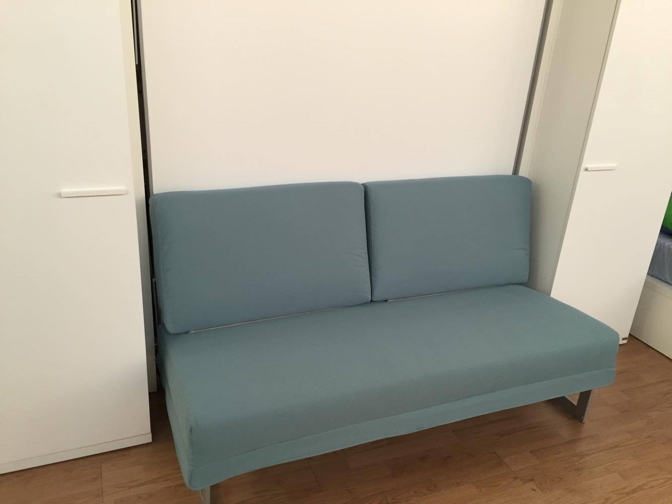 Letto Matrimoniale A Scomparsa Con Divano Prezzi