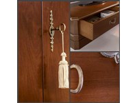 finiture personalizzate in legno per mobili artigianali made in Italy