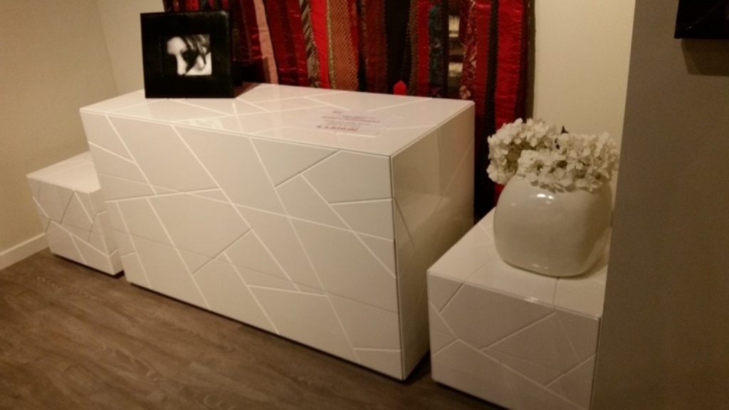 Riflessi segno design laccato lucido comò e comodini camere da ... Comodini e settimini