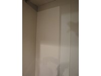 camere con letto matrimoniale imbottito con contenitore